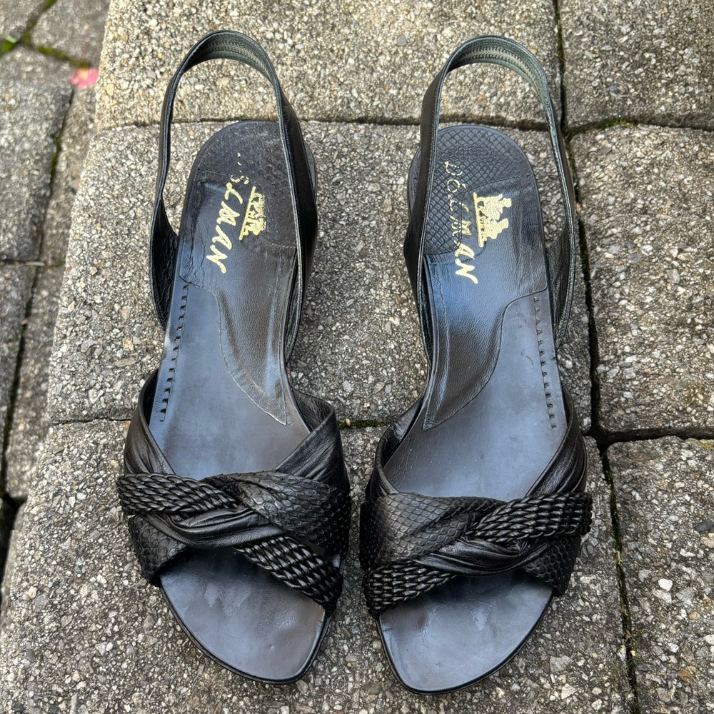 Dolman Size 6 Black Slingback Sandals